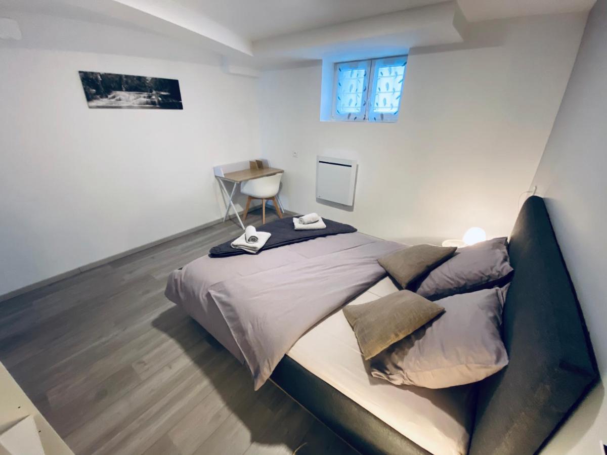 Toul Appartement Entier Avec Parking Prive Au Calme Cosy A Etage Avec Balcon Exterior photo
