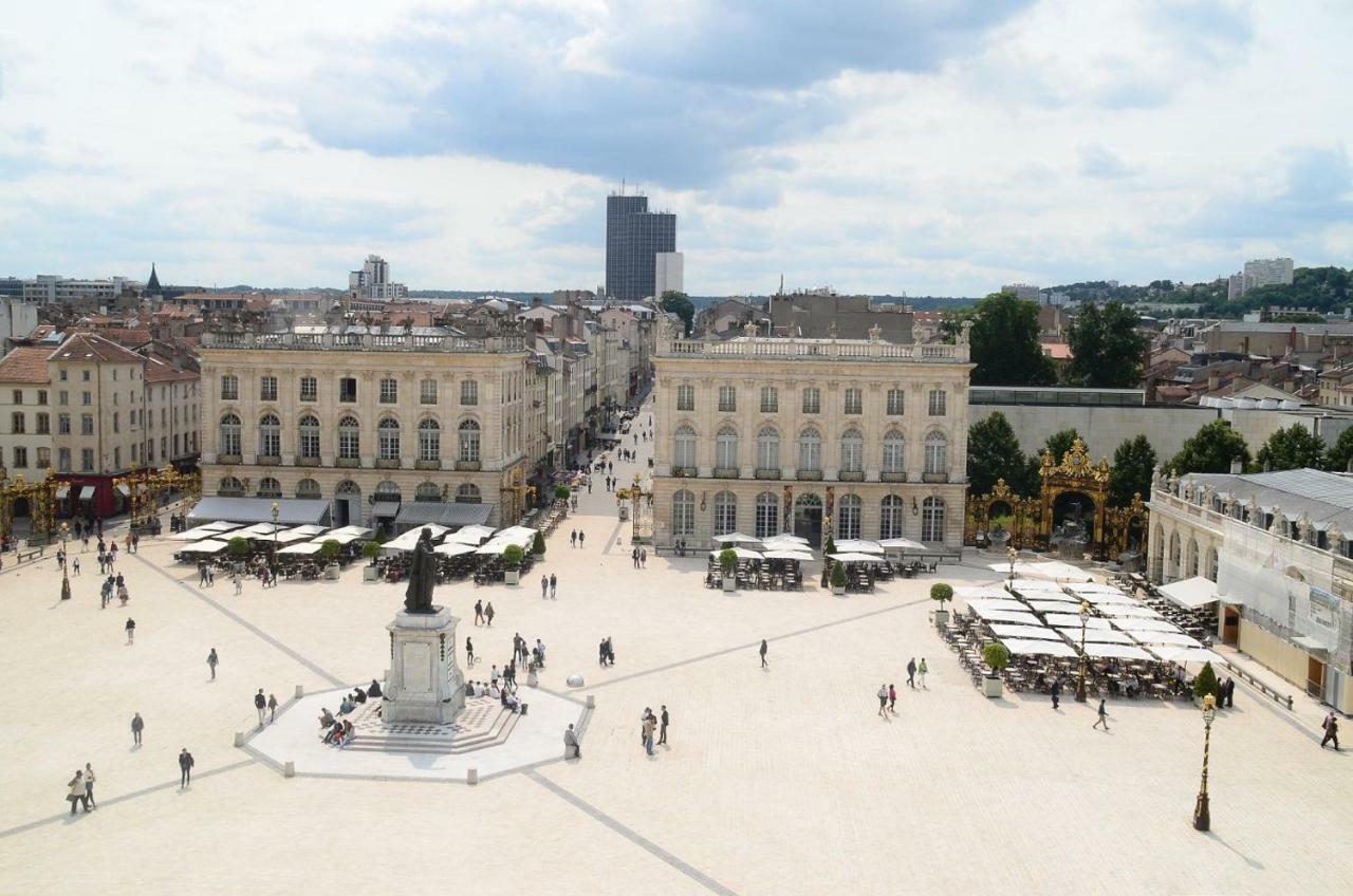 Toul Appartement Entier Avec Parking Prive Au Calme Cosy A Etage Avec Balcon Exterior photo